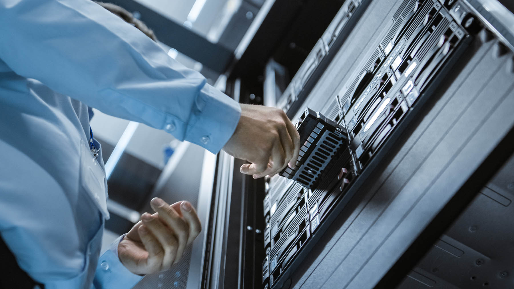 Manutenzione server aziendali, assistenza con esperti